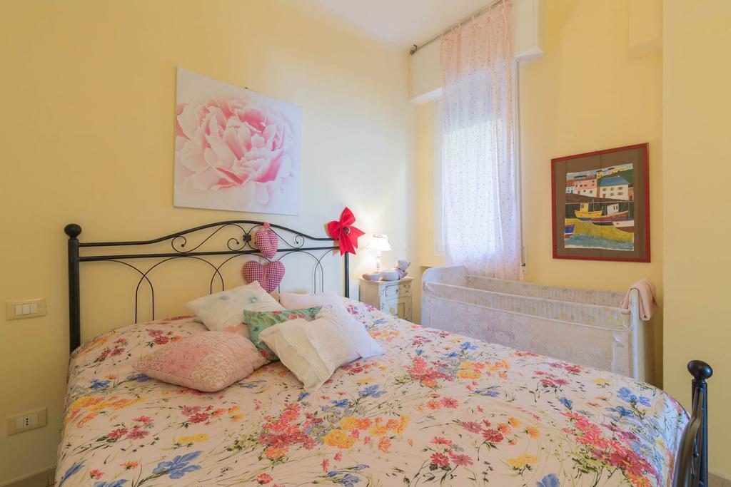 Apartamento La Casa Di Pepe Pietra Ligure Exterior foto